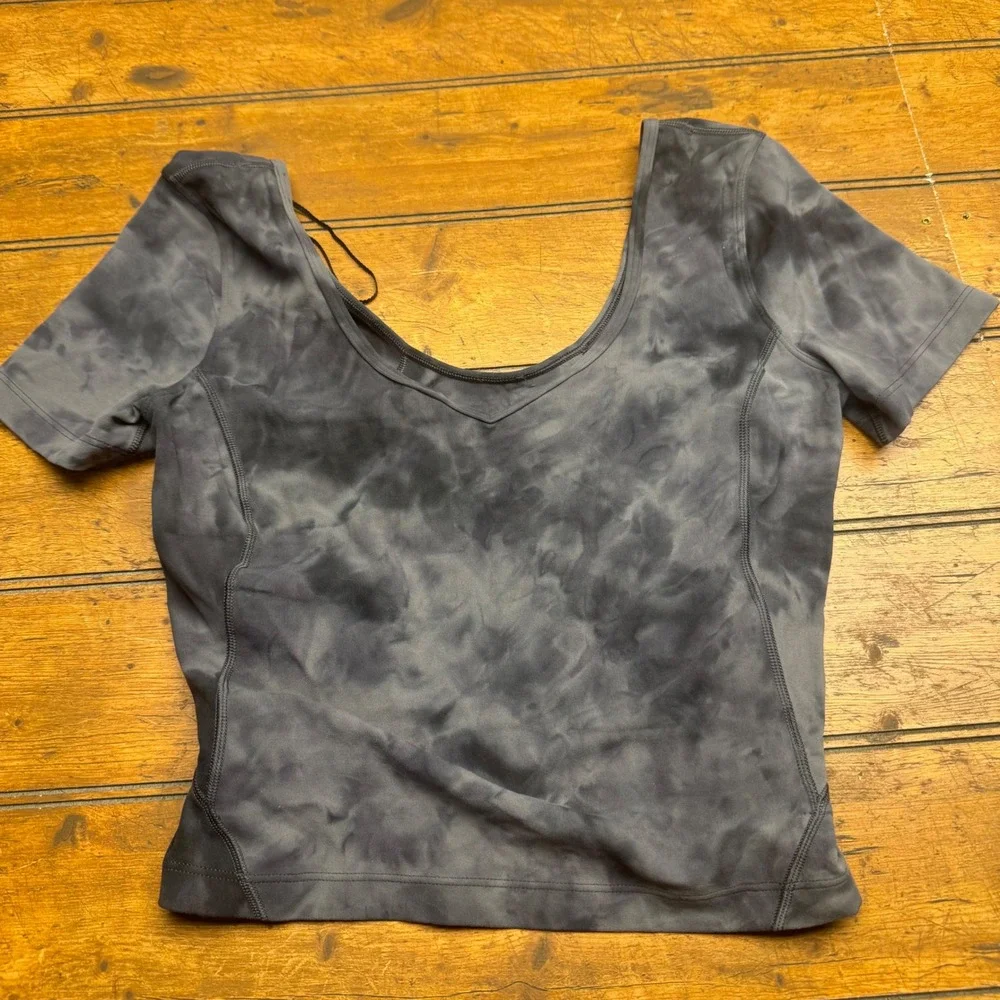 Lululemon Align Short Sleeve Cropped TIE DYE Top Women's Size‎ 4